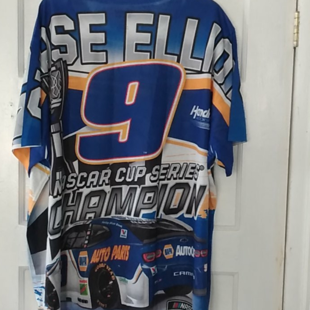 NEW  NASCAR  TOP - Picture 3 of 6